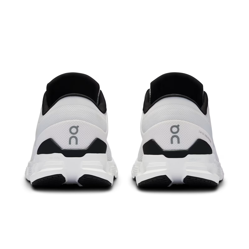 On - Tenis "Cloud X 4" - White (Hombre)