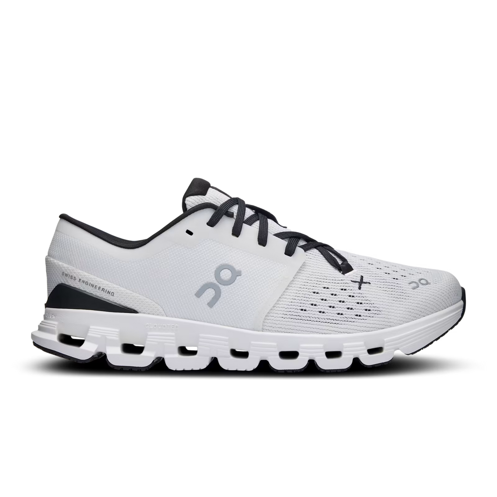 On - Tenis "Cloud X 4" - White (Mujer)