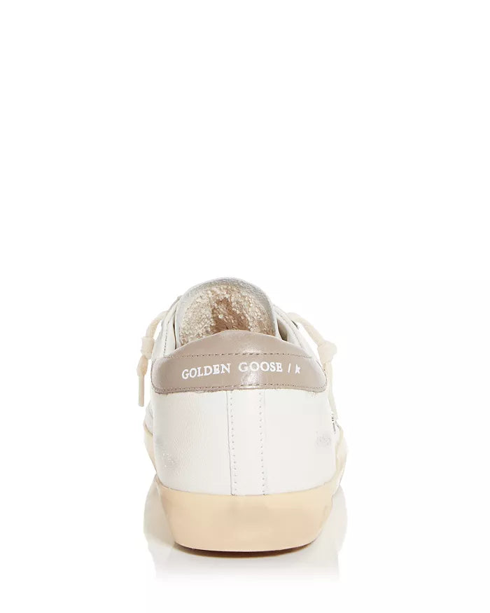 Golden Goose - Tenis "Superstar (White & Metallic Pink Star)" (Mujer)