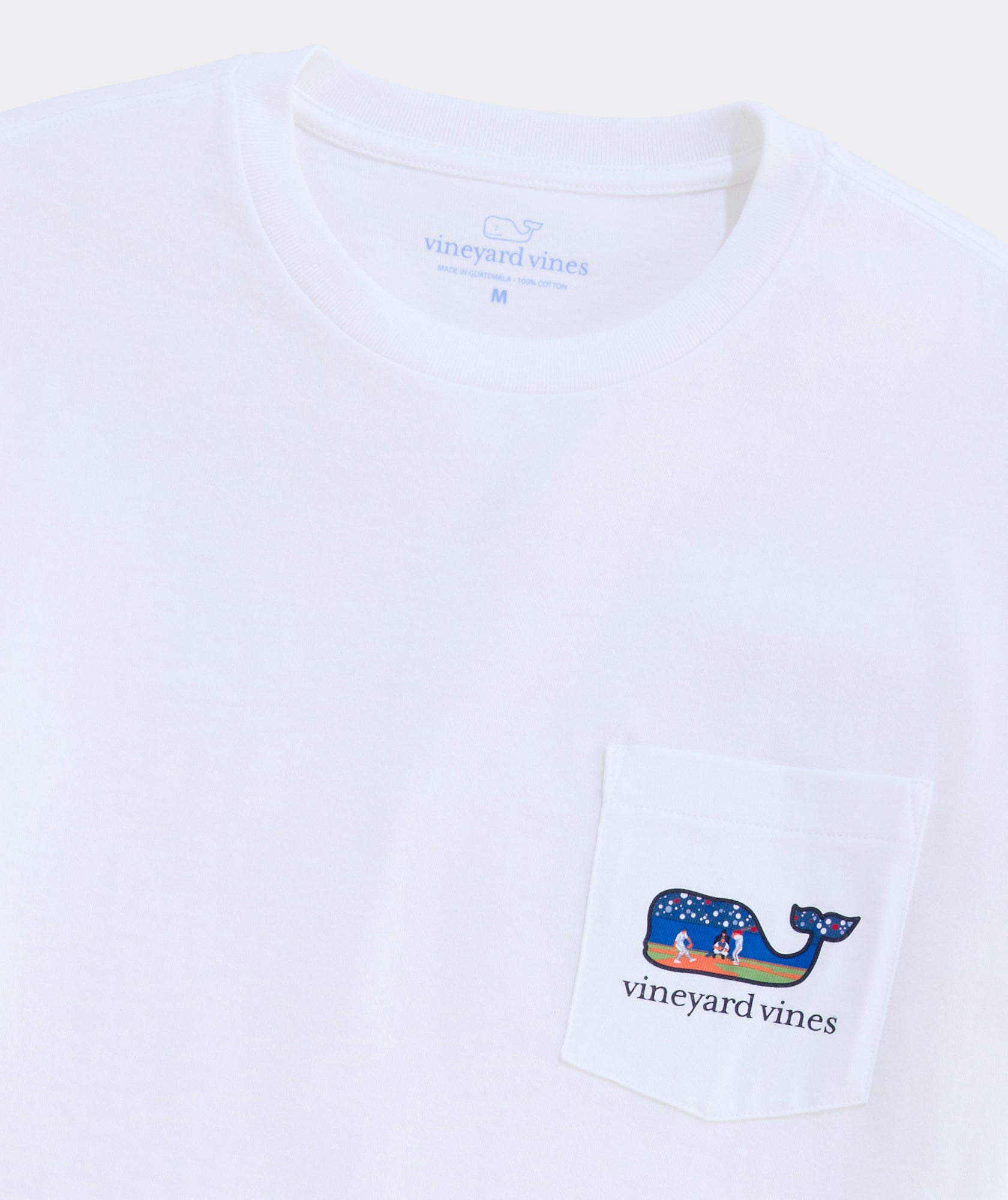 Vineyard Vines - Playera de Manga Larga "Baseball Crowd Whale" (Hombre)