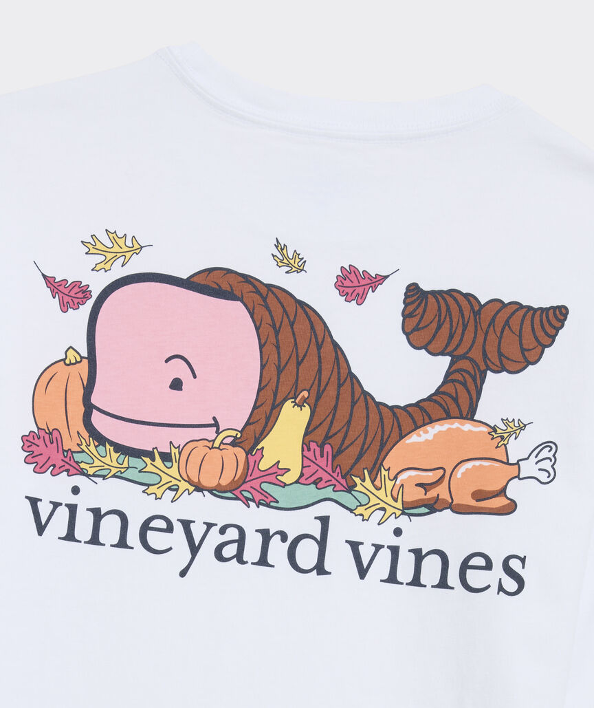 Vineyard Vines - Playera Manga Larga "Whale Cornucopia" (Hombre)