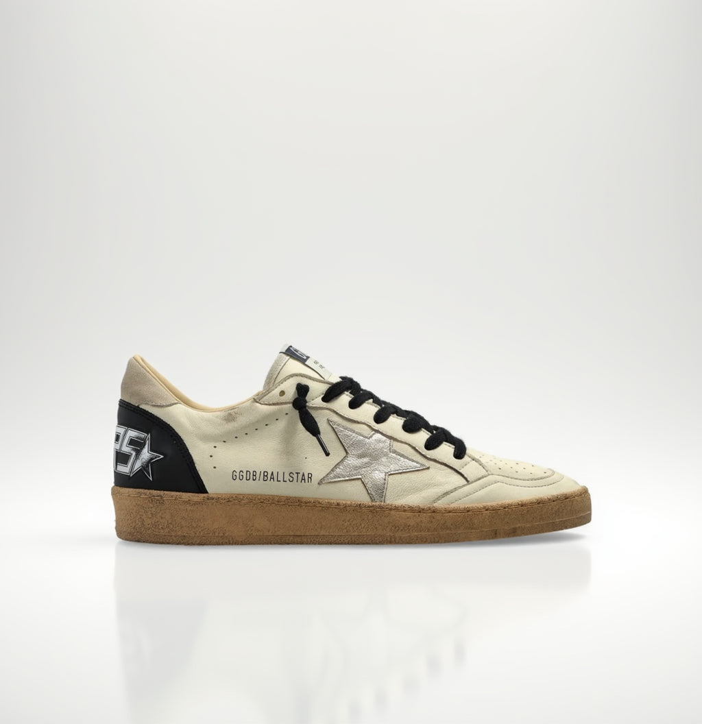Golden Goose - Tenis "Ballstar (Cream, Black & Silver)" (Hombre)