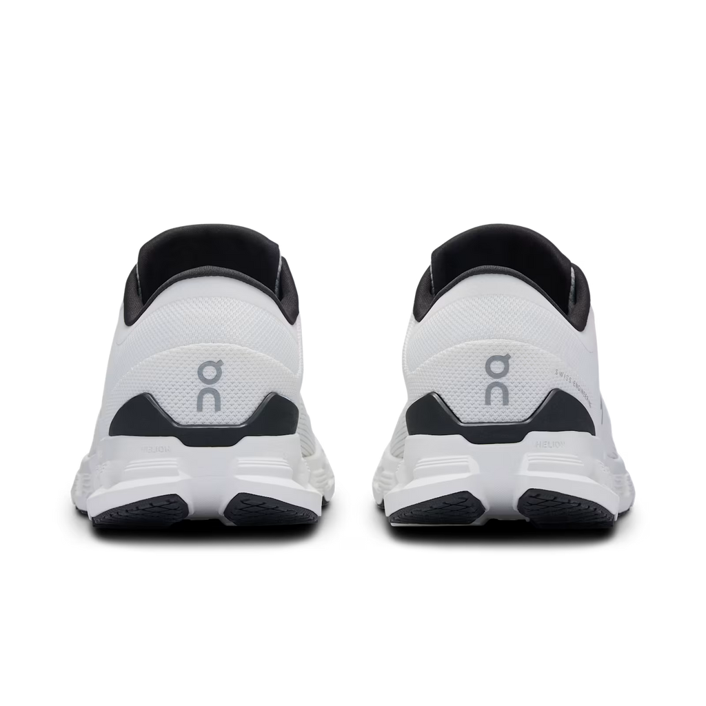 On - Tenis "Cloud X 4" - White (Mujer)