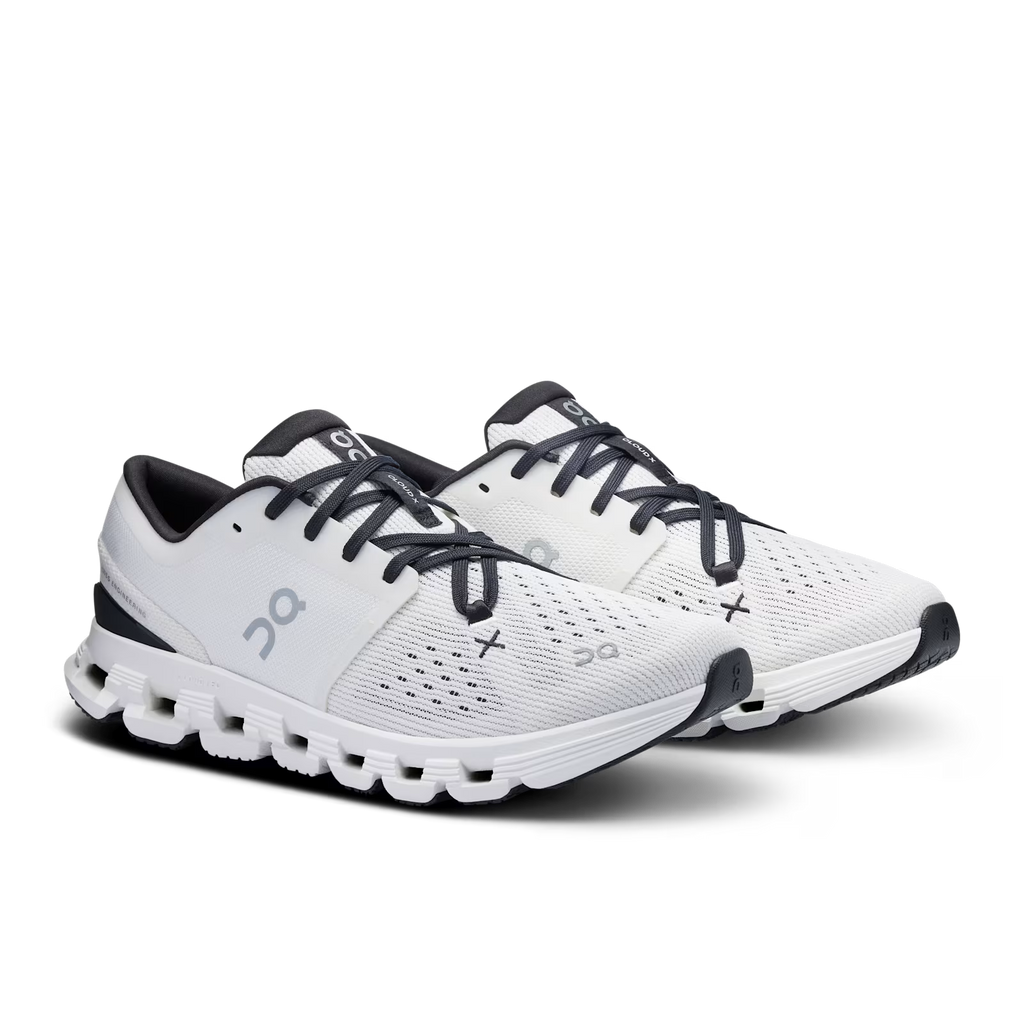On - Tenis "Cloud X 4" - White (Mujer)