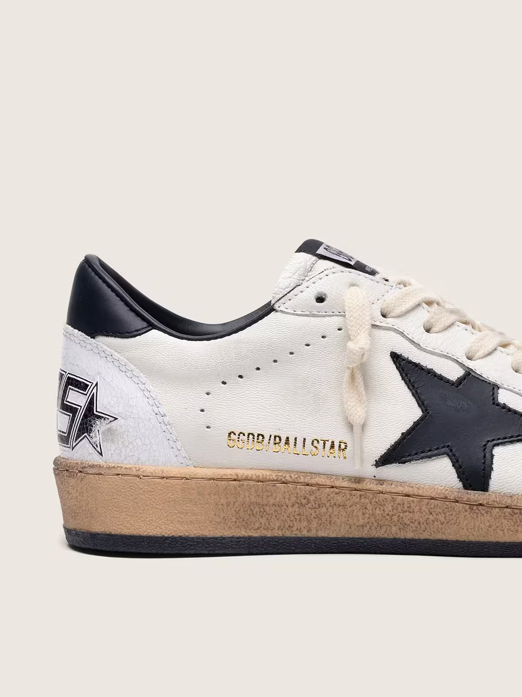Golden Goose - Tenis "Ballstar (White & Black Heritage)" (Mujer)